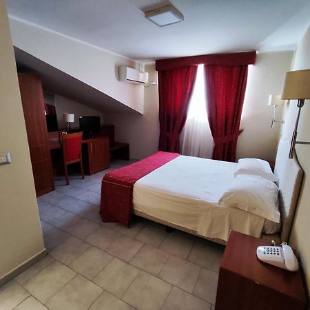 Pisani Hotel San Nicola La Strada Ngoại thất bức ảnh