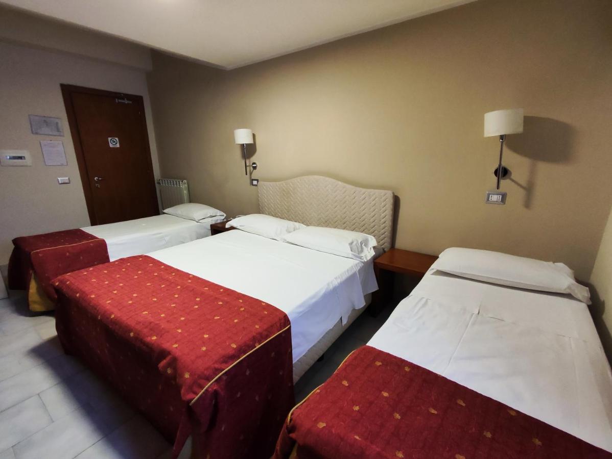 Pisani Hotel San Nicola La Strada Ngoại thất bức ảnh