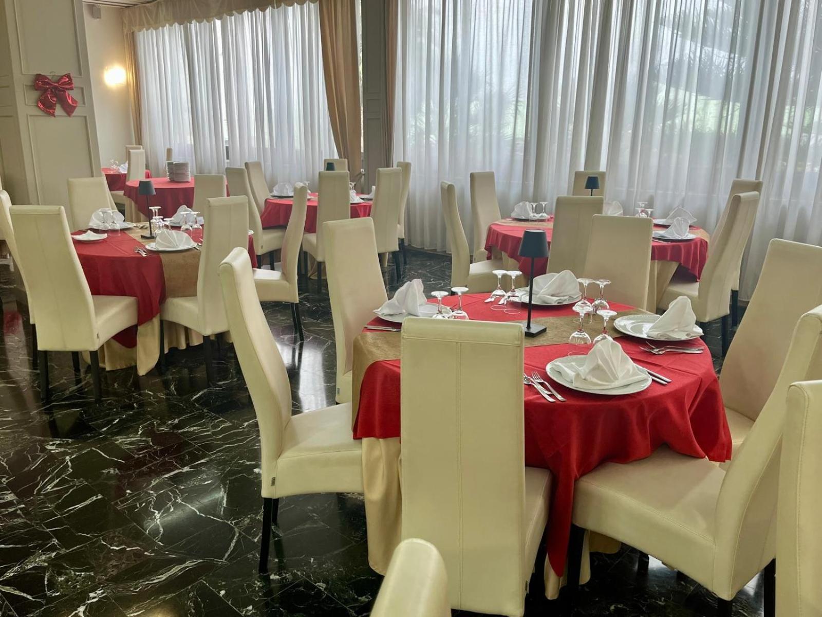 Pisani Hotel San Nicola La Strada Ngoại thất bức ảnh