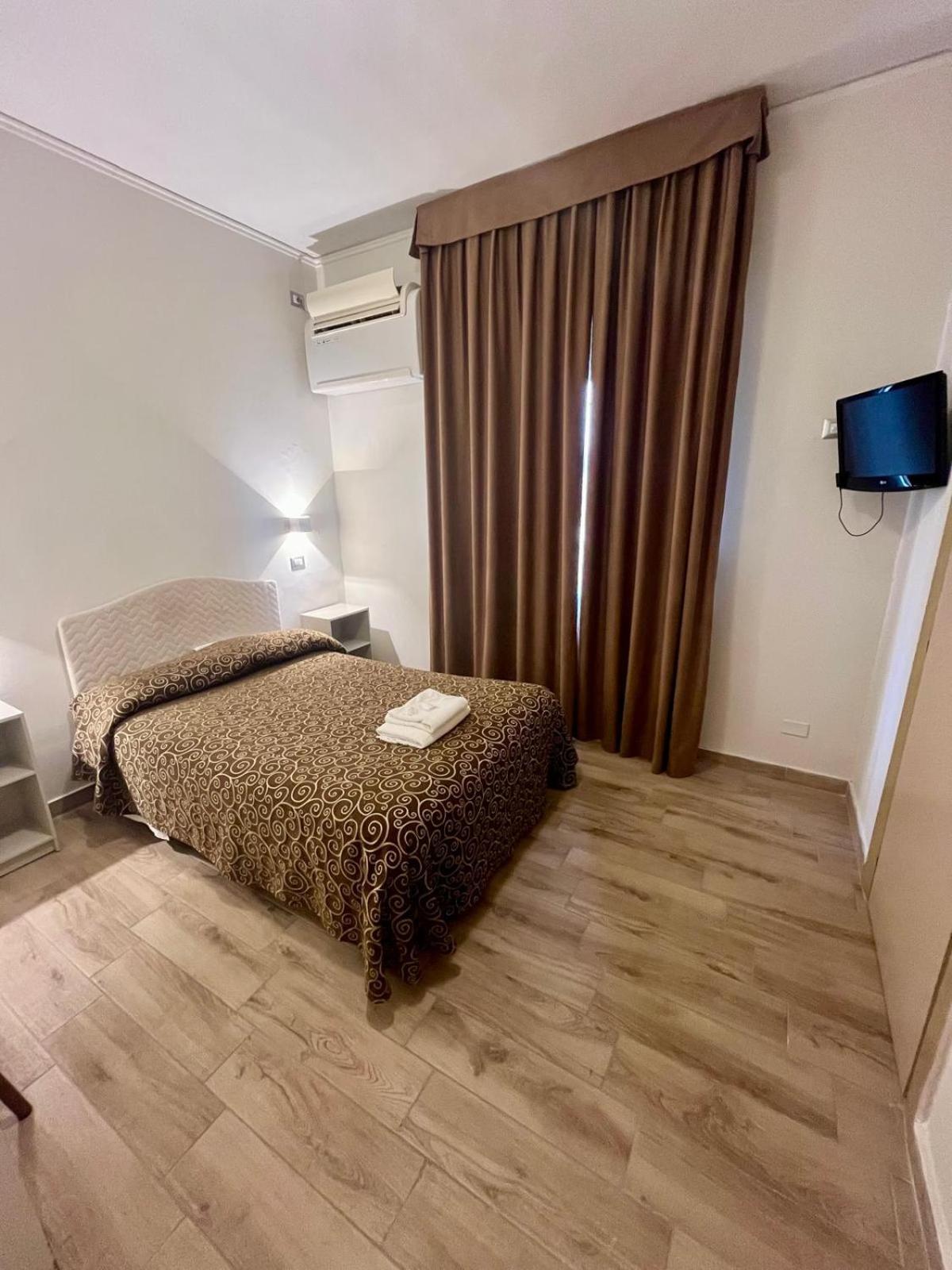 Pisani Hotel San Nicola La Strada Ngoại thất bức ảnh