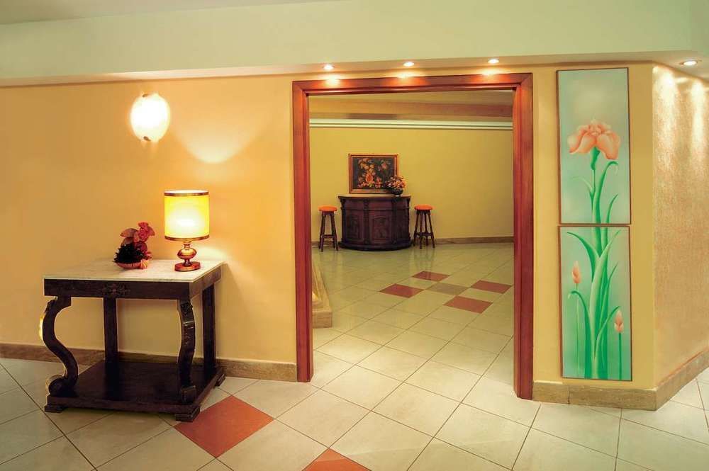 Pisani Hotel San Nicola La Strada Ngoại thất bức ảnh