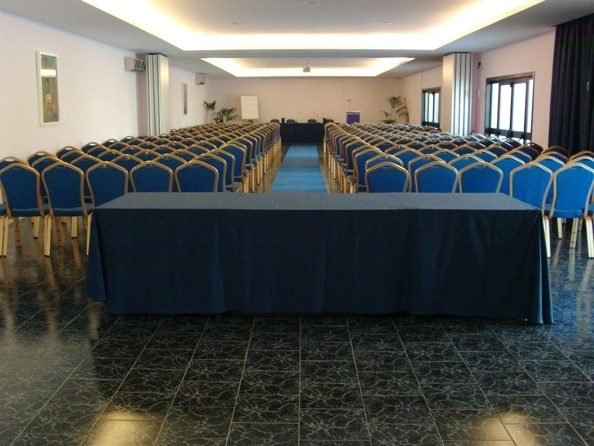 Pisani Hotel San Nicola La Strada Ngoại thất bức ảnh